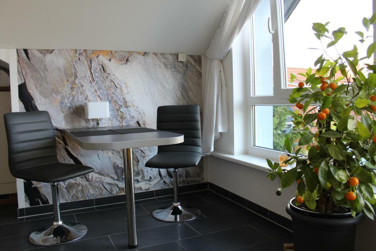 Am Park Apartment *